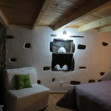 House Of Schist In The Center Of Portugal Sobreira Formosa