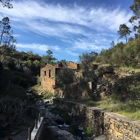 House Of Schist In The Center Of Portugal *