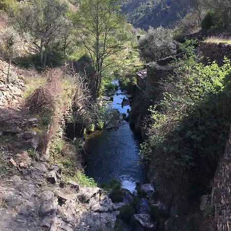 펜션 House Of Schist In The Center Of Portugal *