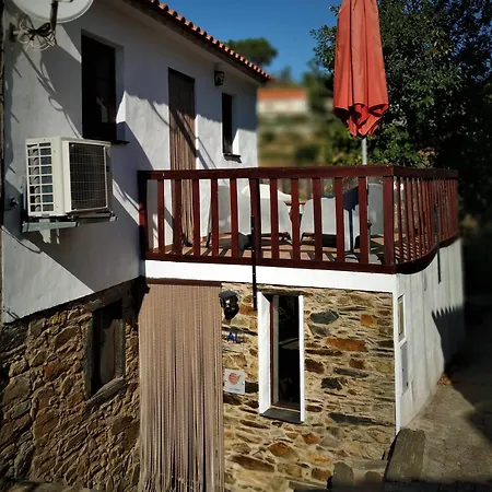 펜션 House Of Schist In The Center Of Portugal *